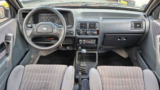 FORD ESCORT 1.8 XR3 8V ÁLCOOL 2P MANUAL